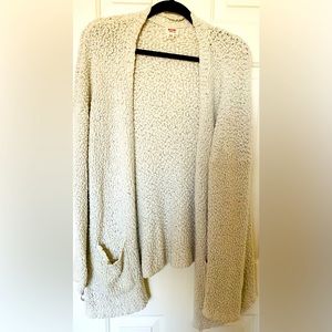 Mossimo Sweater 🤍